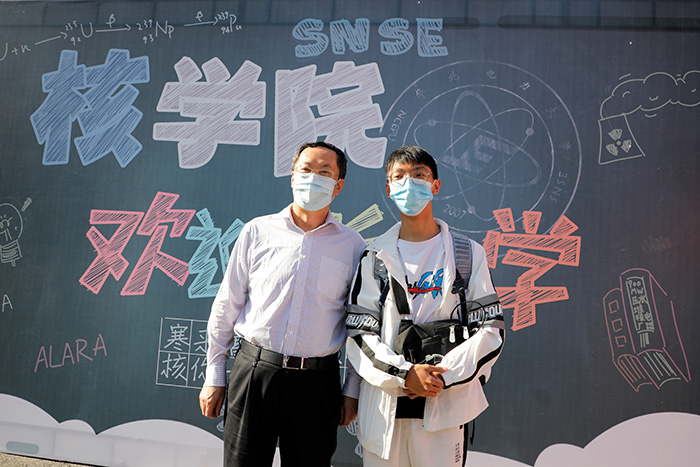 310a6792423846a28d48935a7d5aa211.jpg 3.jpg