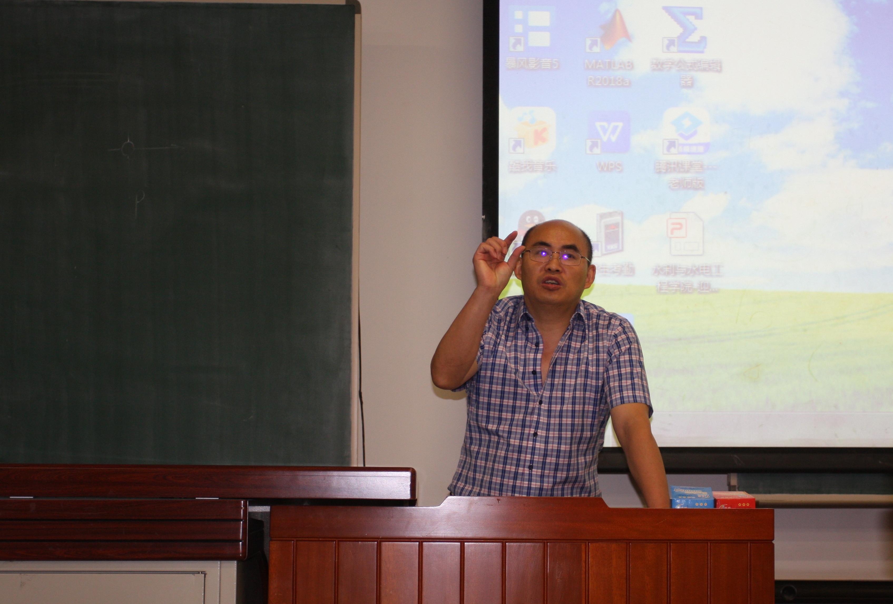 4be303dfa9b544578dee32ca8c0b7519.jpg ?2.JPG